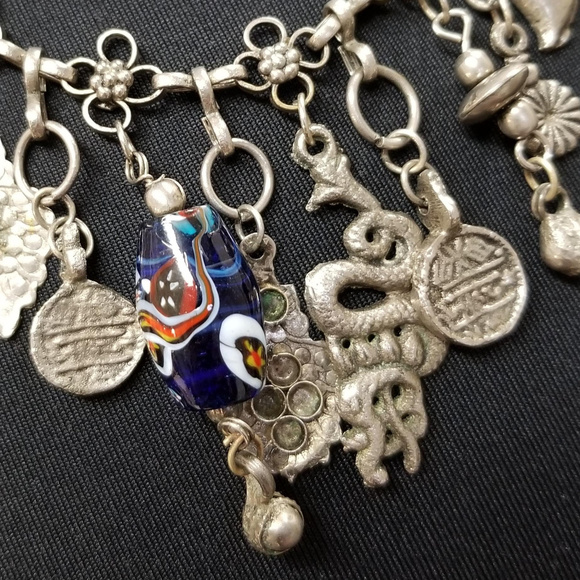 VINTAGE Bohemian Charm Necklace - Picture 3 of 6